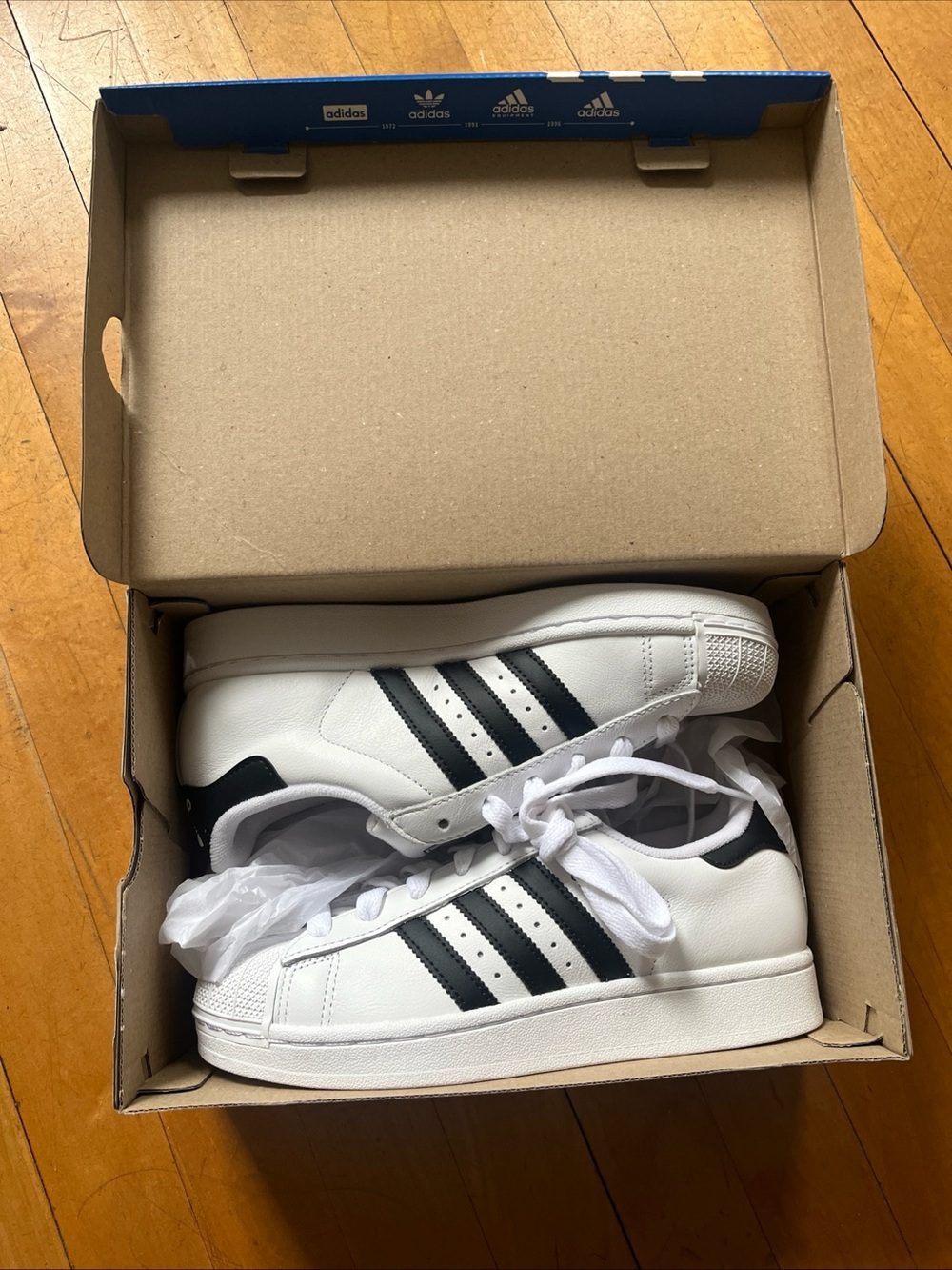 Adidas White and Black Superstar II Sneakers W 6.5/ M 5.5 BNIB